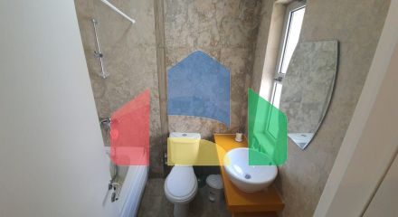 Готовая двухуровневая квартира 5+1(150 м2) с собственным бассейном на первой линии от моря
