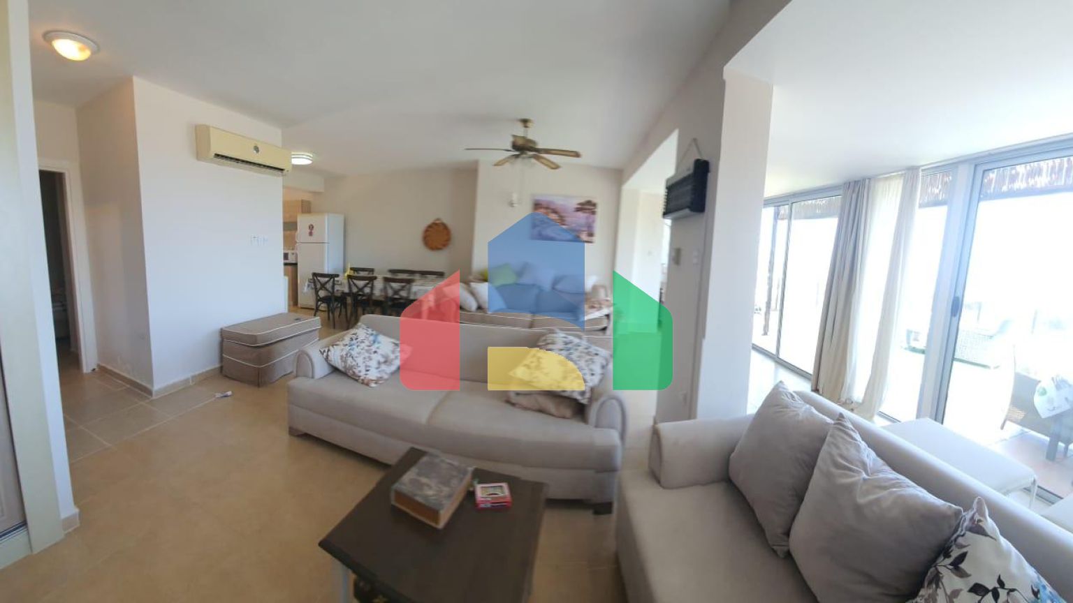 Готовая двухуровневая квартира 5+1(150 м2) с собственным бассейном на первой линии от моря