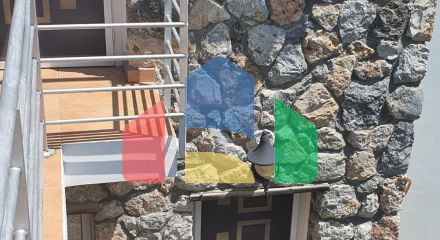 Готовая двухуровневая квартира 5+1(150 м2) с собственным бассейном на первой линии от моря