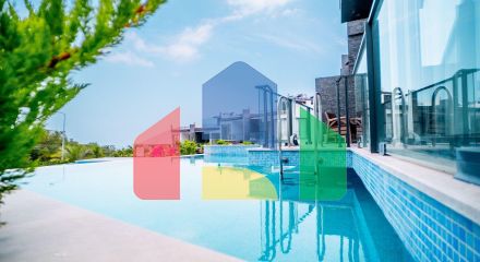 Three-room apartment 120 m2 with a large roof terrace in Bellapais