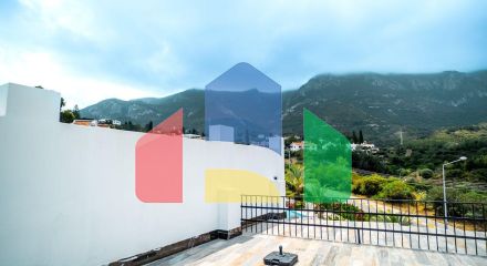 Трехкомнатная квартира 120 м2 с большой террасой на крыше в Беллапаисе Трехкомнатная квартира 120 м2 с большой террасой на крыше в Беллапаисе