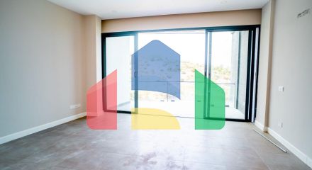 Трехкомнатная квартира 120 м2 с большой террасой на крыше в Беллапаисе Трехкомнатная квартира 120 м2 с большой террасой на крыше в Беллапаисе