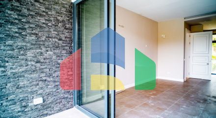 Трехкомнатная квартира 120 м2 с большой террасой на крыше в Беллапаисе Трехкомнатная квартира 120 м2 с большой террасой на крыше в Беллапаисе