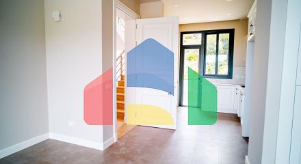 Трехкомнатная квартира 120 м2 с большой террасой на крыше в Беллапаисе Трехкомнатная квартира 120 м2 с большой террасой на крыше в Беллапаисе