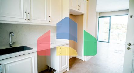 Трехкомнатная квартира 120 м2 с большой террасой на крыше в Беллапаисе Трехкомнатная квартира 120 м2 с большой террасой на крыше в Беллапаисе