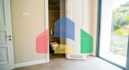 Трехкомнатная квартира 120 м2 с большой террасой на крыше в Беллапаисе Трехкомнатная квартира 120 м2 с большой террасой на крыше в Беллапаисе