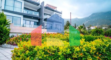 Apartment 4 + 1 (230 m2) with private pool in Bellapais