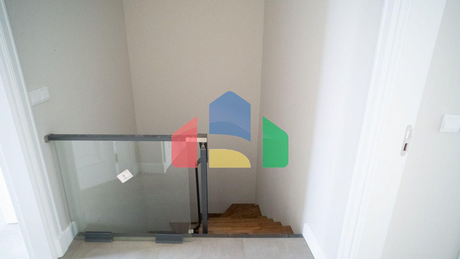 Квартира 4+1 (230 м2) с частным бассейном в Беллапаисе