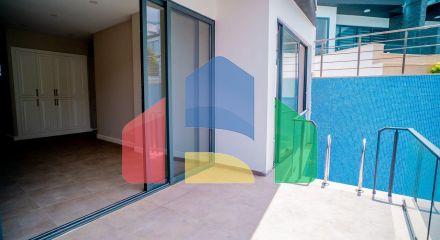 Квартира 4+1 (230 м2) с частным бассейном в Беллапаисе Квартира 4+1 (230 м2) с частным бассейном в Беллапаисе