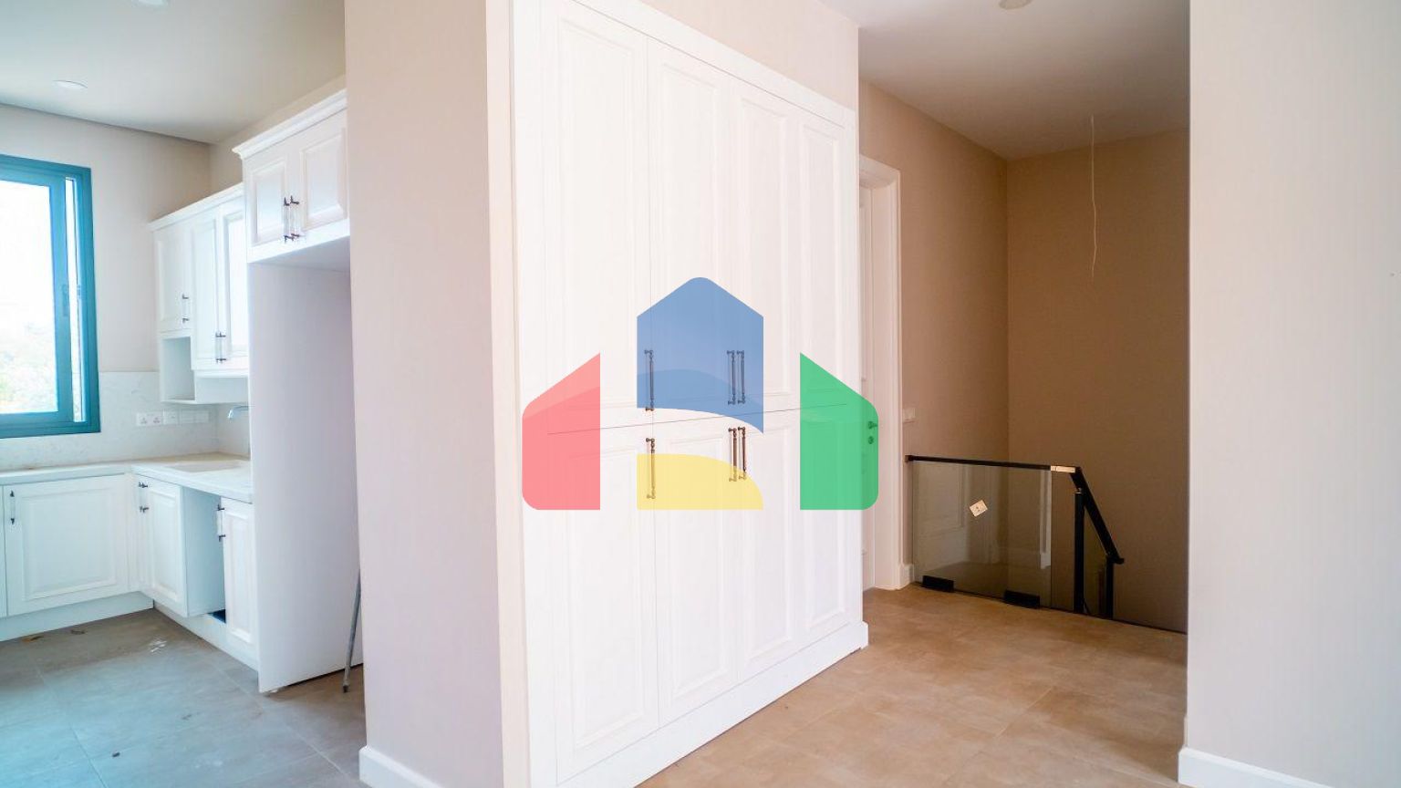 Квартира 4+1 (230 м2) с частным бассейном в Беллапаисе