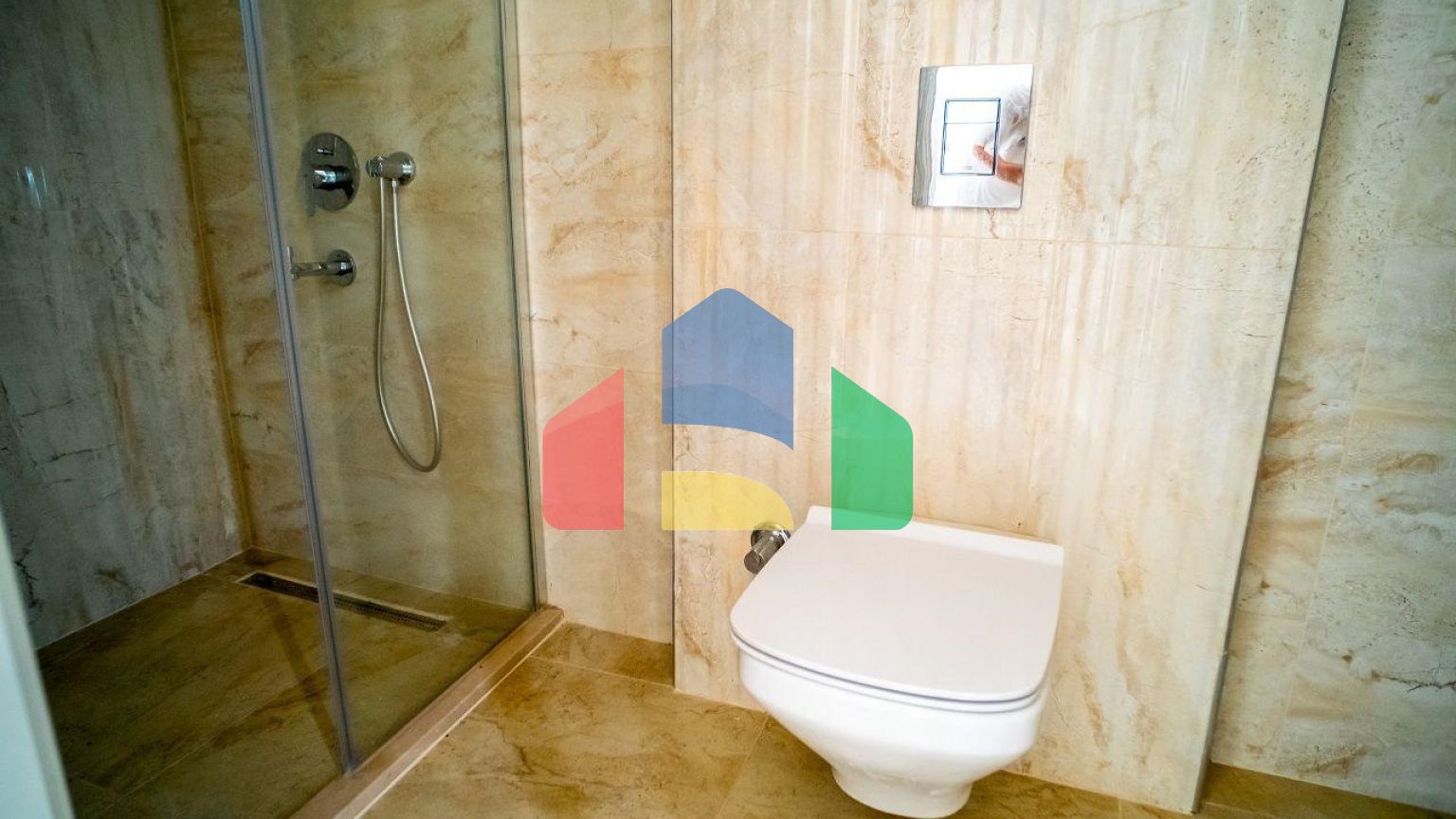 Квартира 4+1 (230 м2) с частным бассейном в Беллапаисе