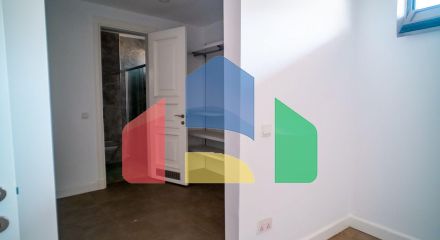 Квартира 4+1 (230 м2) с частным бассейном в Беллапаисе Квартира 4+1 (230 м2) с частным бассейном в Беллапаисе