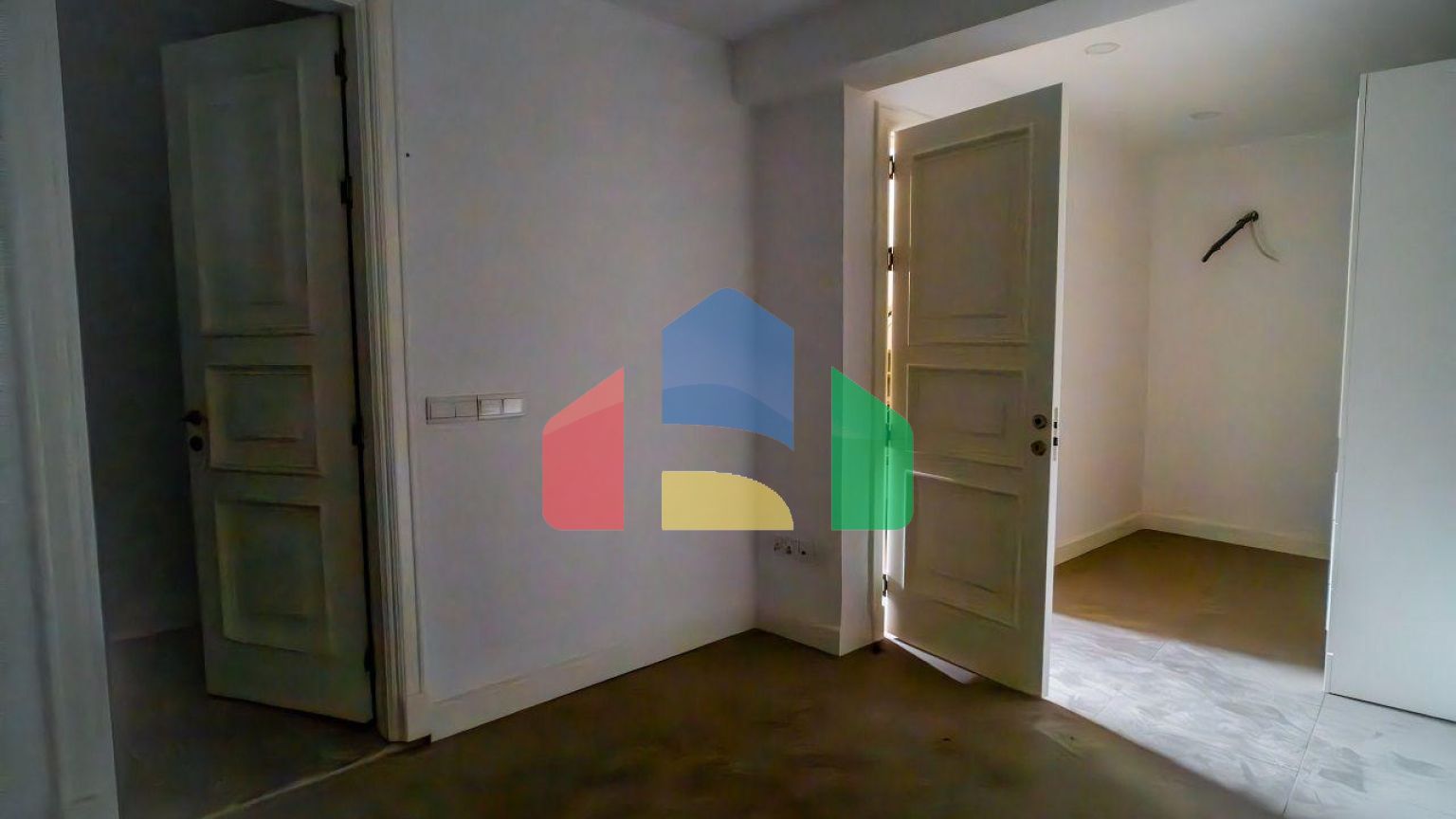 Квартира 4+1 (230 м2) с частным бассейном в Беллапаисе