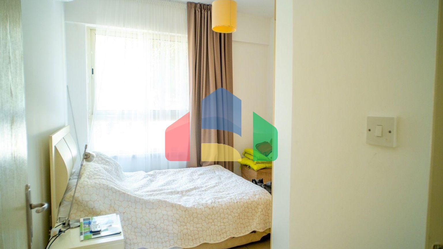 Трехкомнатная квартира 92 м2 с террасой 20 м2 в красивом комплексе у моря