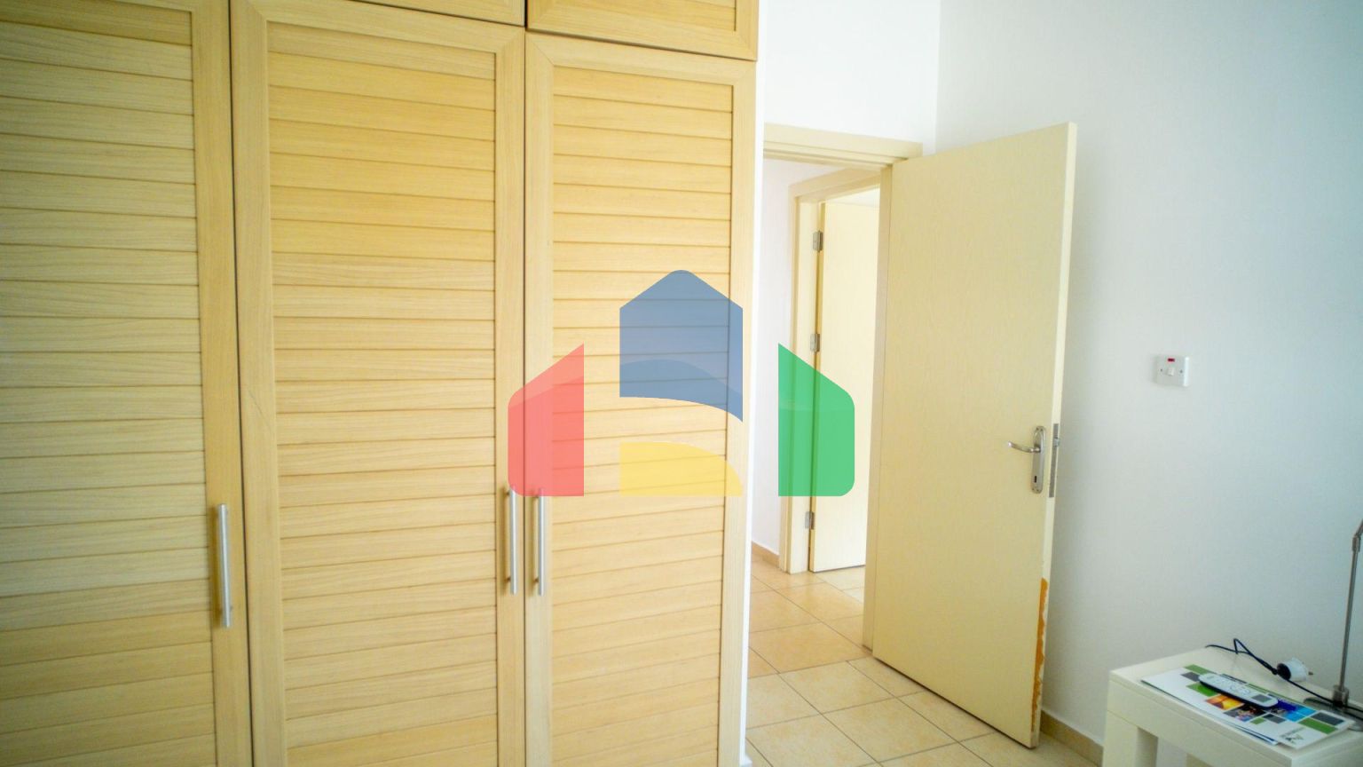 Трехкомнатная квартира 92 м2 с террасой 20 м2 в красивом комплексе у моря