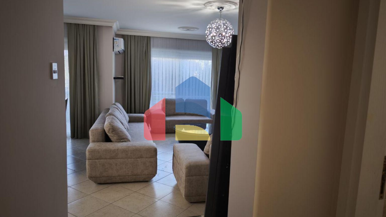 Квартира 3+1(130 м2) с двумя балконами в Алсанджаке