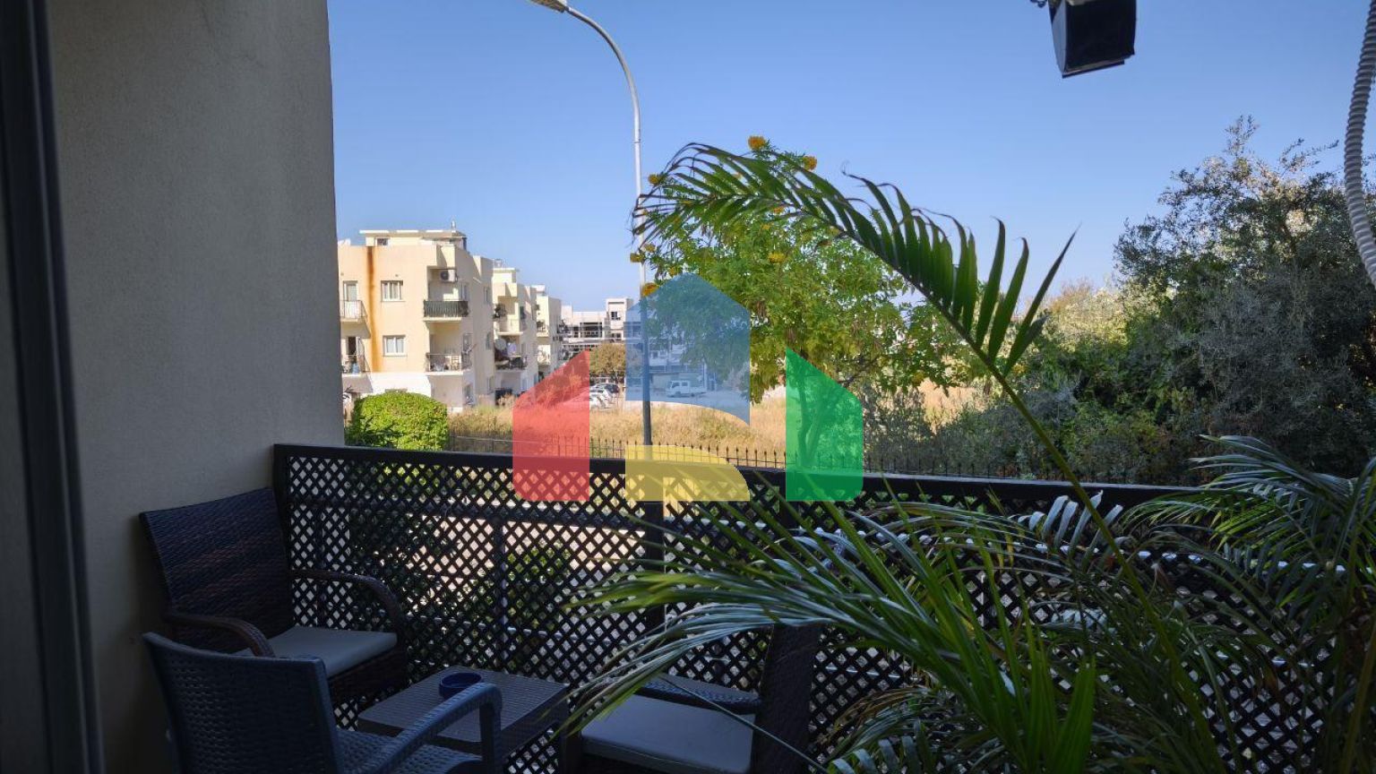 Квартира 3+1(130 м2) с двумя балконами в Алсанджаке