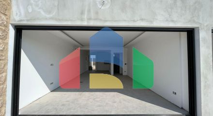 3-комнатный пентхаус 82 м2 с террасой на крыше 94м2 и частным бассейном 3-комнатный пентхаус 82 м2 с террасой на крыше 94м2 и частным бассейном