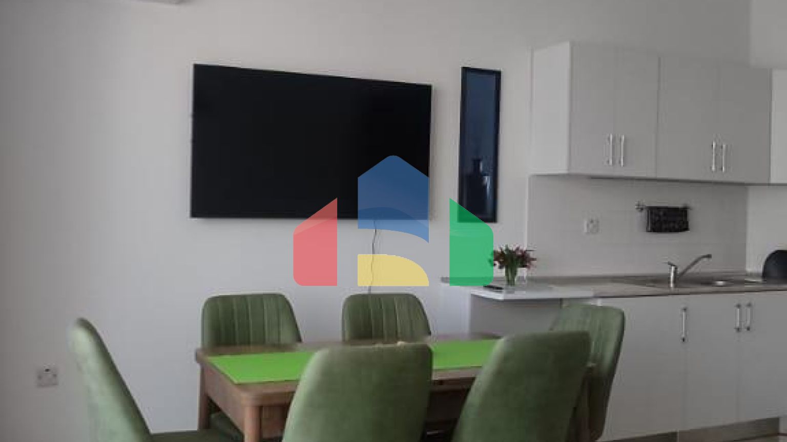 3-комнатный пентхаус 75 м2 + 45 м2 терраса на крыше в 5 минутах от пляжа