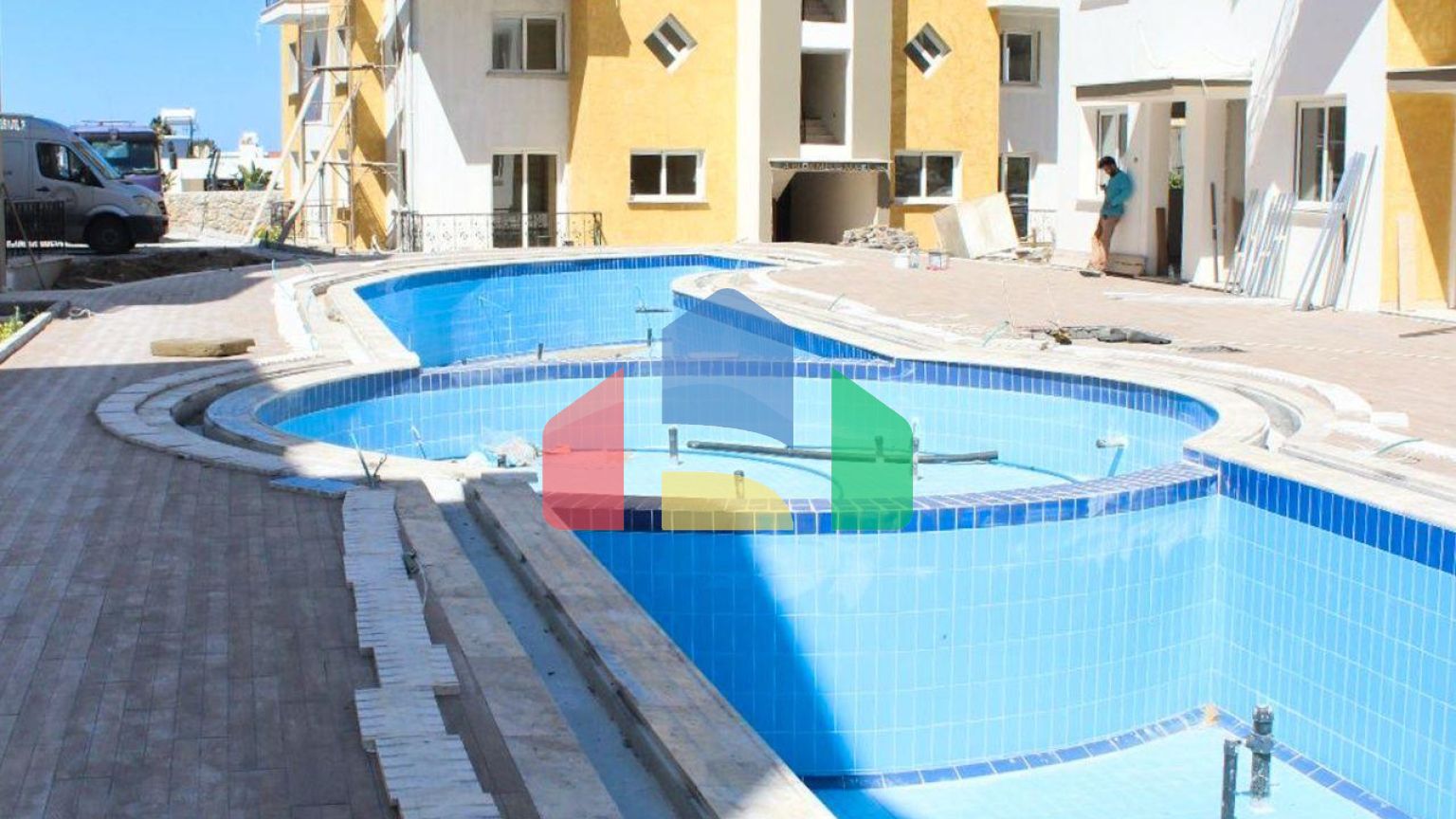 4-комнатные апартаменты loft 110 м2 в Алсанджаке