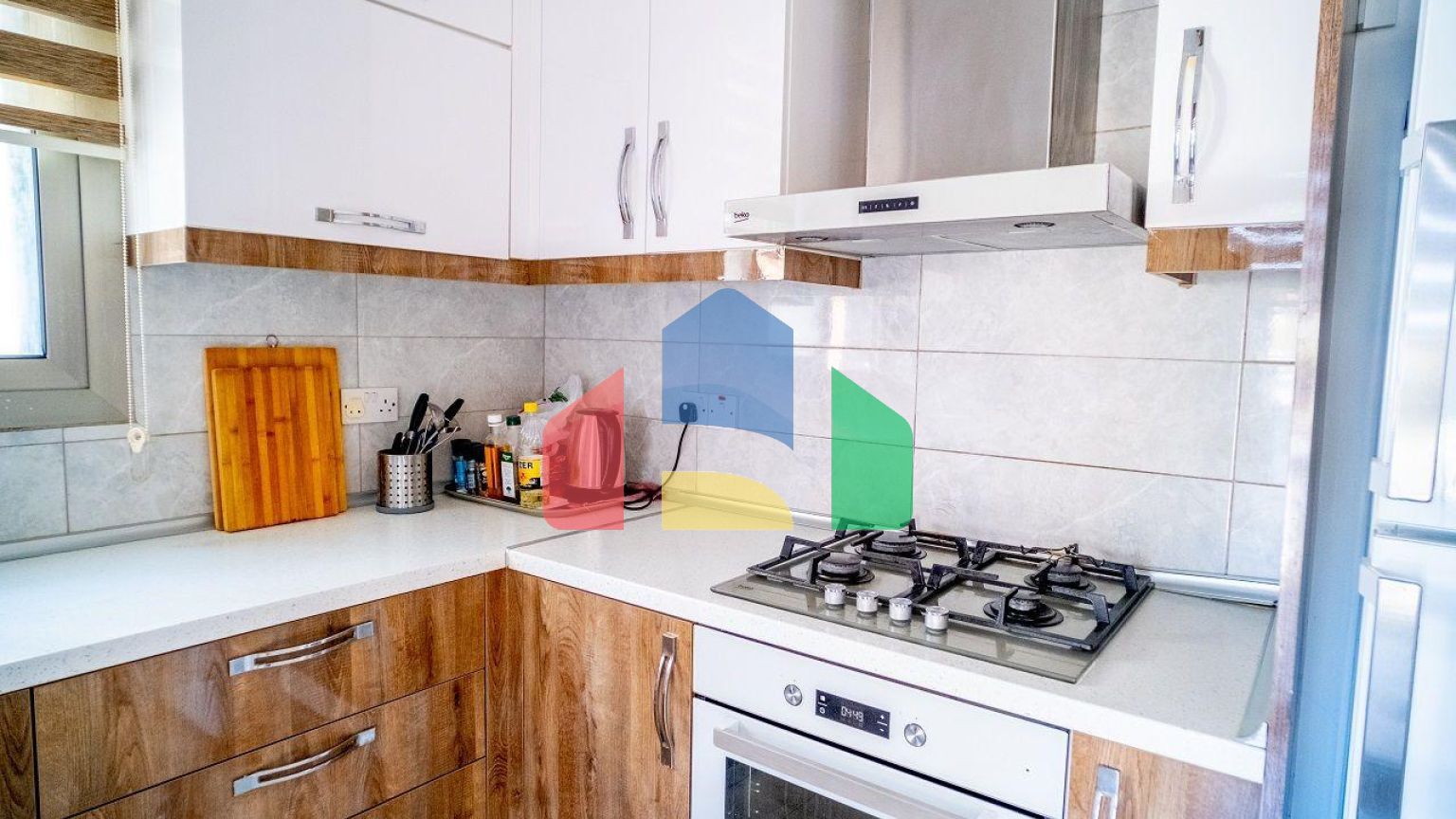 Квартира 2+1(85 м2) c террасой (32 м2) в Лапте