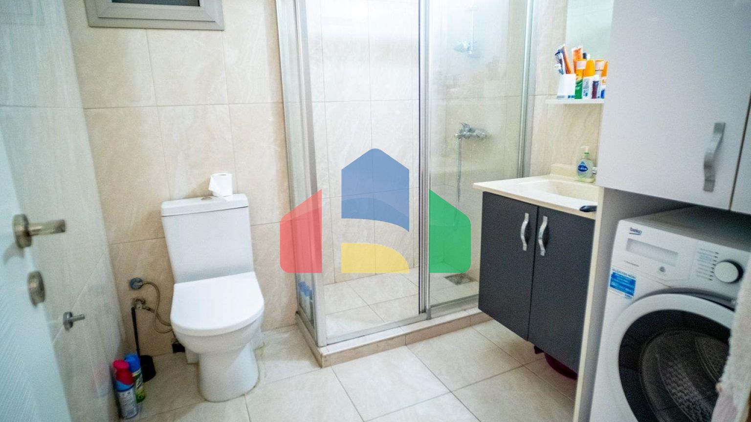 Квартира 2+1(85 м2) c террасой (32 м2) в Лапте