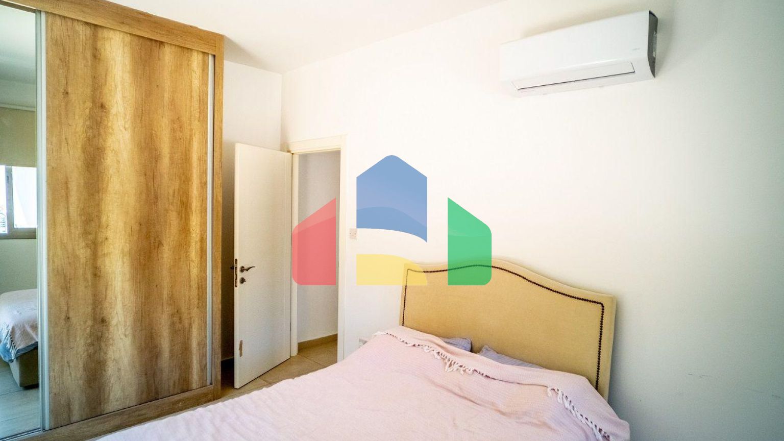 Квартира 2+1(85 м2) c террасой (32 м2) в Лапте