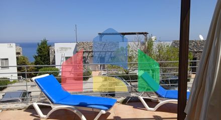 Готовая трехкомнатная квартира 65 м2 с террасой 35 м2 на первой береговой линии в Эсентепе Готовая трехкомнатная квартира 65 м2 с террасой 35 м2 на первой береговой линии в Эсентепе