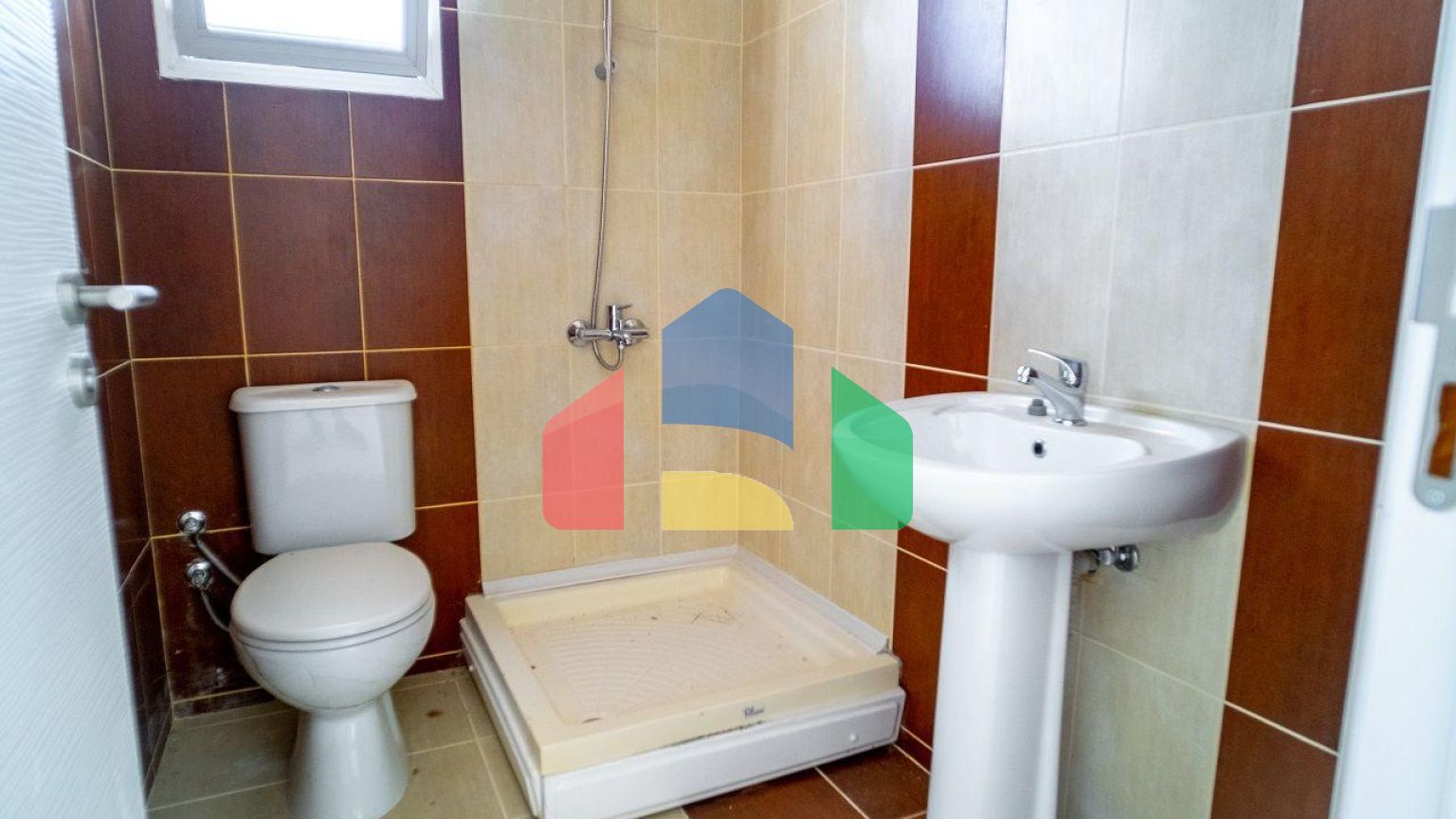 2-комнатные апартаменты-пентхаус 40 м2 с террасой в Алсанджаке