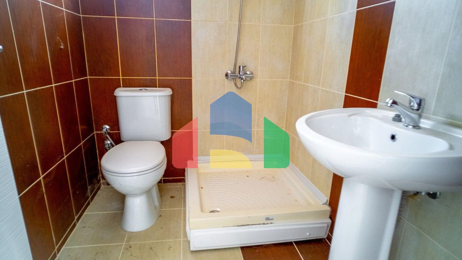 2-комнатные апартаменты-пентхаус 40 м2 с террасой в Алсанджаке