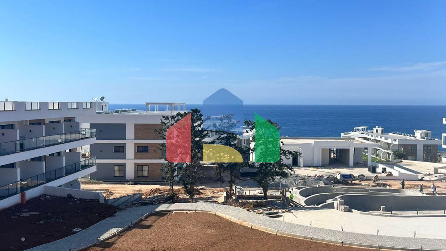 Двухэтажные апартаменты 2+1 (108 м2 ) в красивом комплексе в Эсентепе