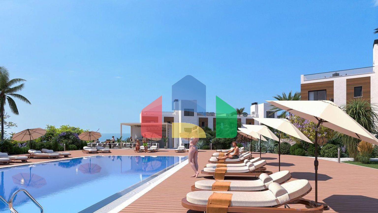 Трехкомнатная квартира 75 м2 с палисадником и террасой 8 м2 в новом комплексе у моря