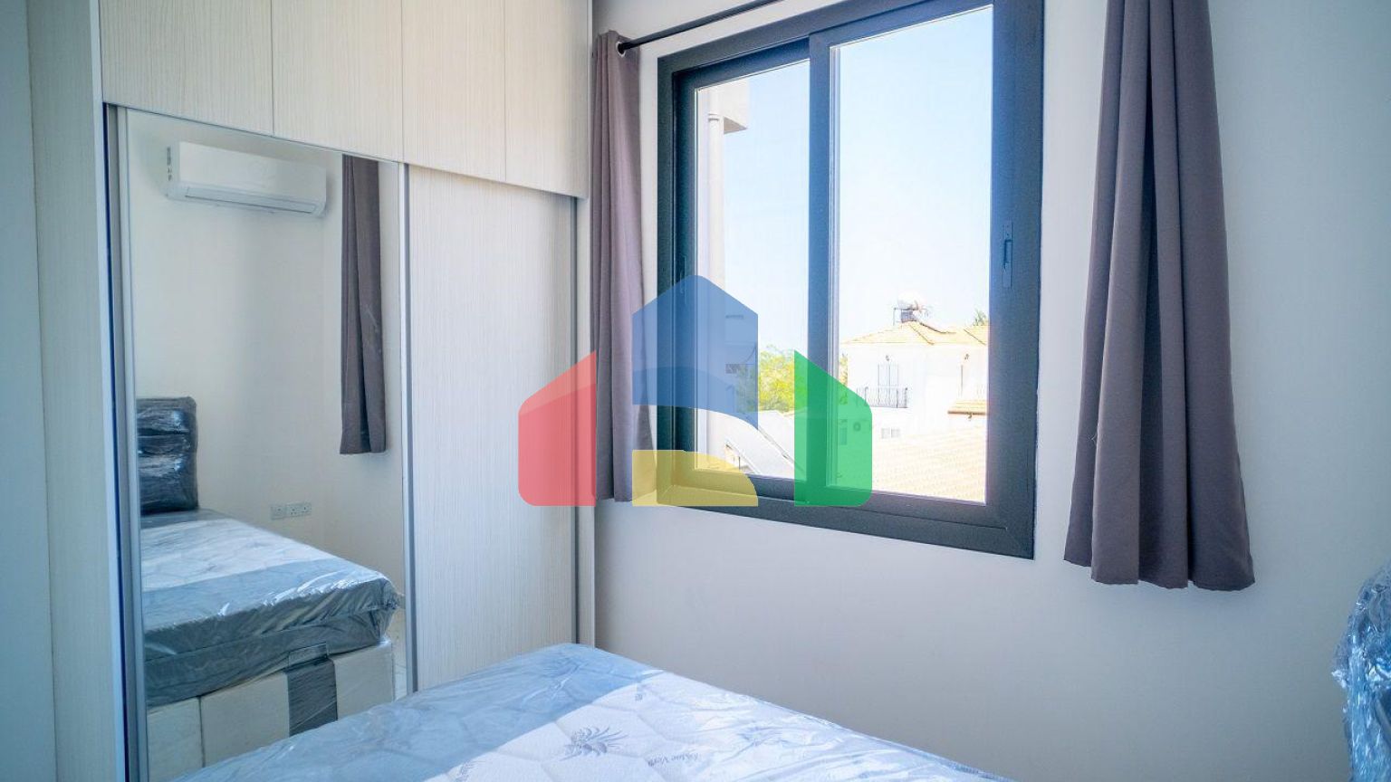 4-комнатная вилла 140 м2 с мебелью и техникой в Лапте