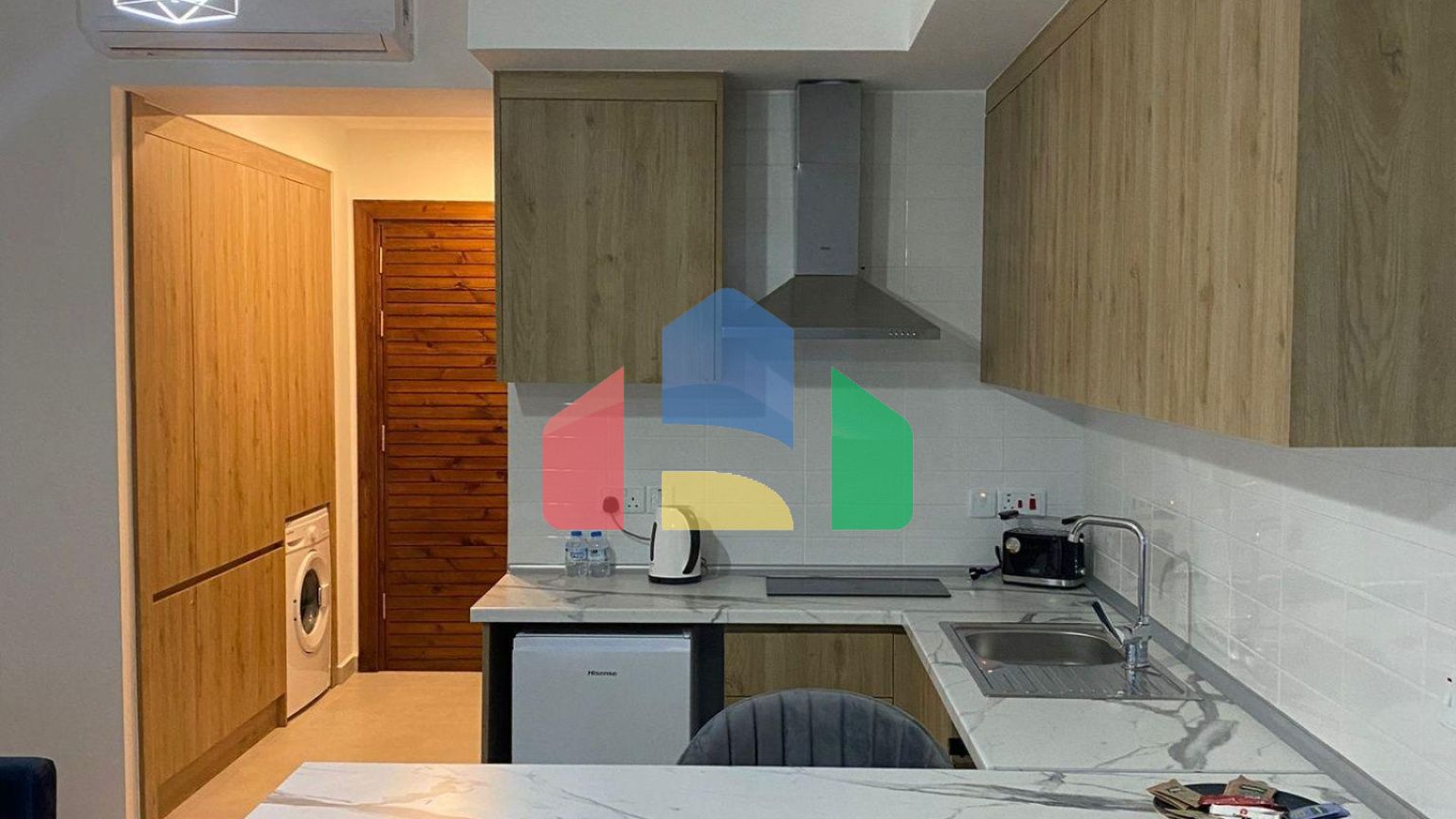 Студия 35 м2 с приватной террасой на крыше 35 м2 и балкон 8,5 м2 в уютном комплексе в Эсентепе