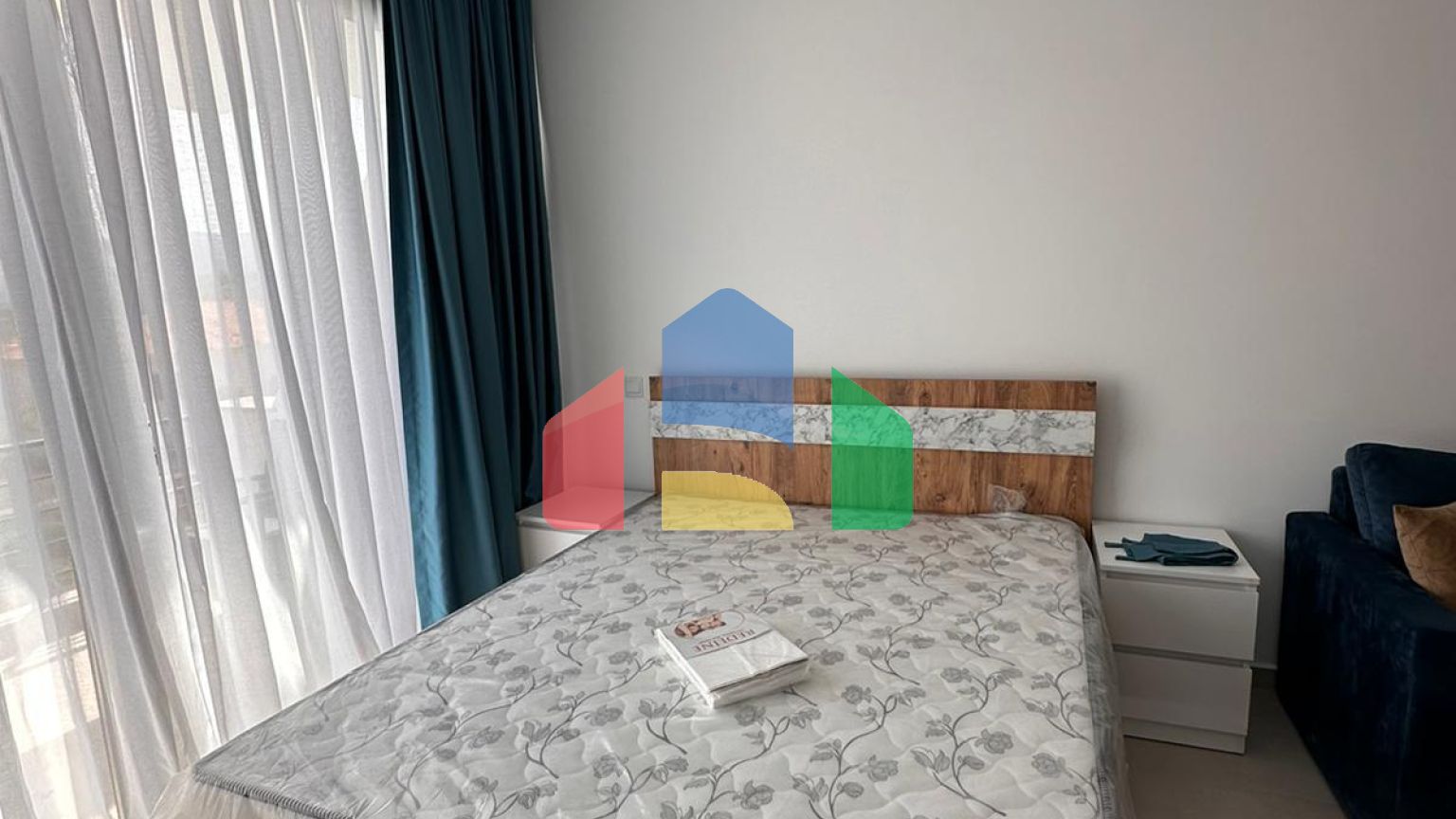 Студия 35 м2 с приватной террасой на крыше 35 м2 и балкон 8,5 м2 в уютном комплексе в Эсентепе