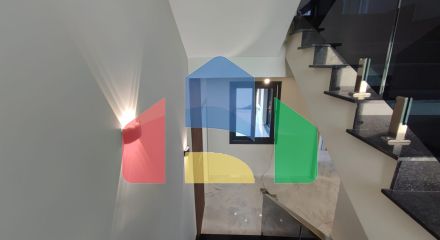 Роскошная вилла 4+1 (440 м2) с большим бассейном в живописном районе Кирении