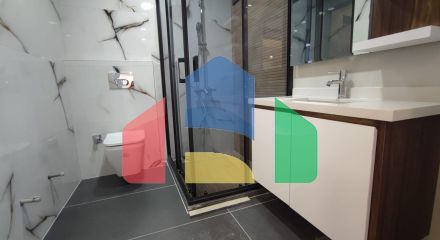 Роскошная вилла 4+1 (440 м2) с большим бассейном в живописном районе Кирении