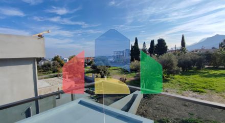 Роскошная вилла 4+1 (440 м2) с большим бассейном в живописном районе Кирении