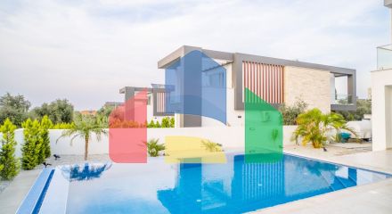 Новая комфортная вилла 4+1 (200 м2) с частным бассейном