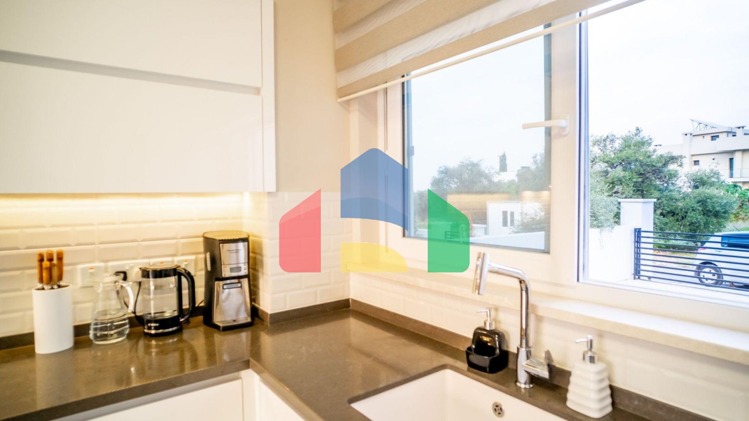 Новая комфортная вилла 4+1 (200 м2) с частным бассейном