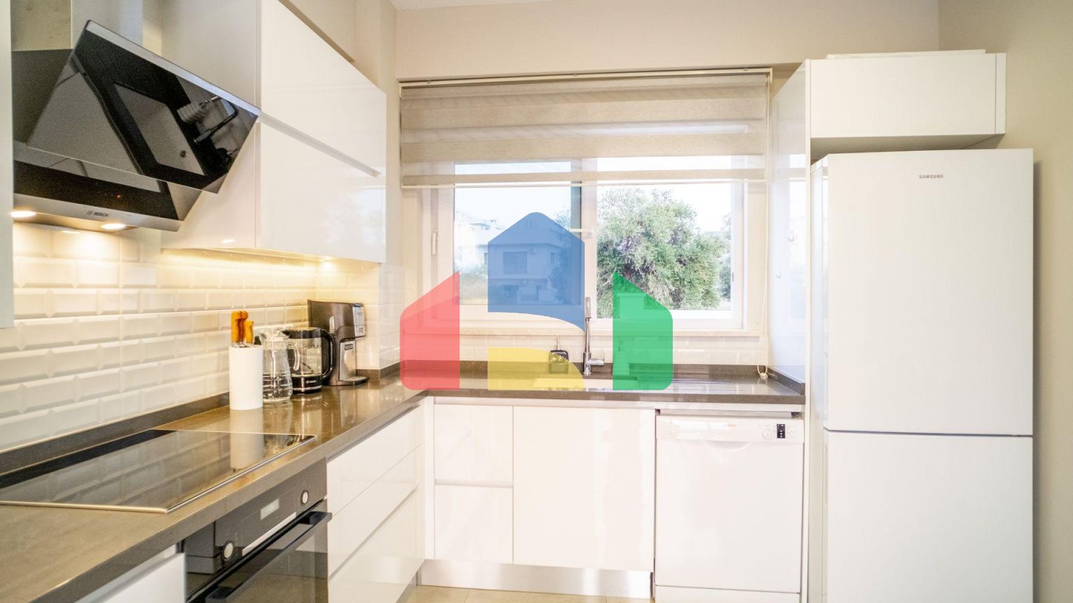 Новая комфортная вилла 4+1 (200 м2) с частным бассейном