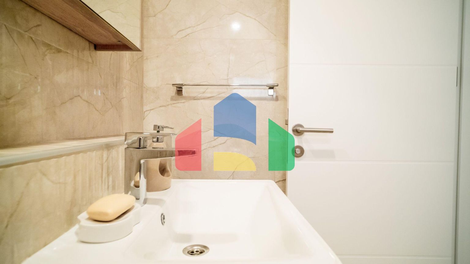 Новая комфортная вилла 4+1 (200 м2) с частным бассейном