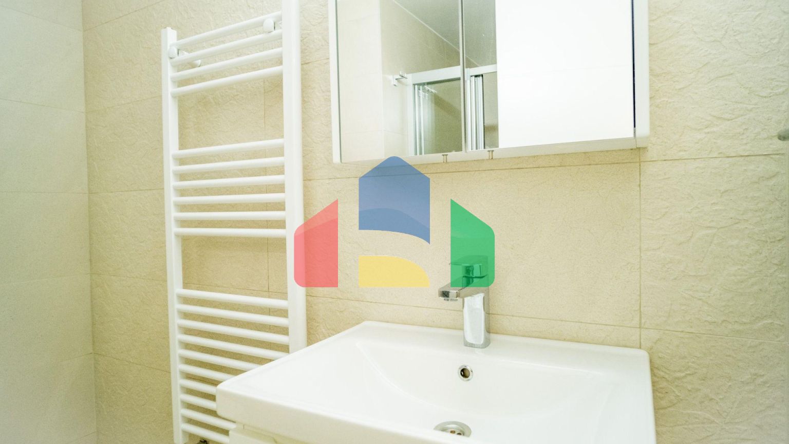 Новая комфортная вилла 4+1 (200 м2) с частным бассейном