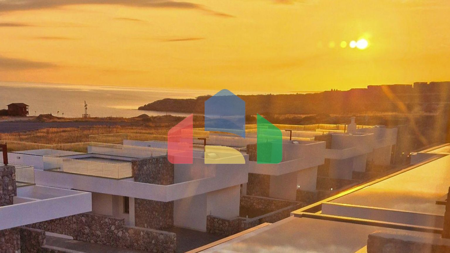 3-комнатные апартаменты 88 м2 с террасой на крыше 87 м2 и видом на море