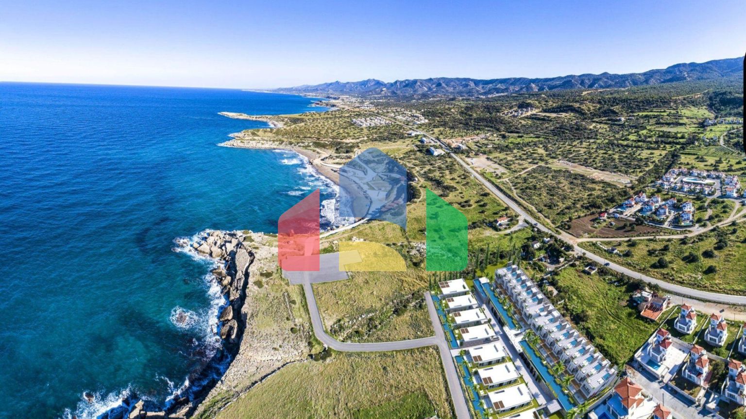 3-комнатные апартаменты 88 м2 с террасой на крыше 87 м2 и видом на море