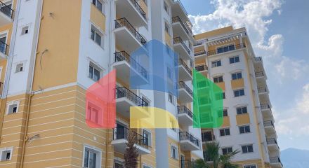 Трехкомнатная квартира 80 м2 в Кирении Трехкомнатная квартира 80 м2 в Кирении