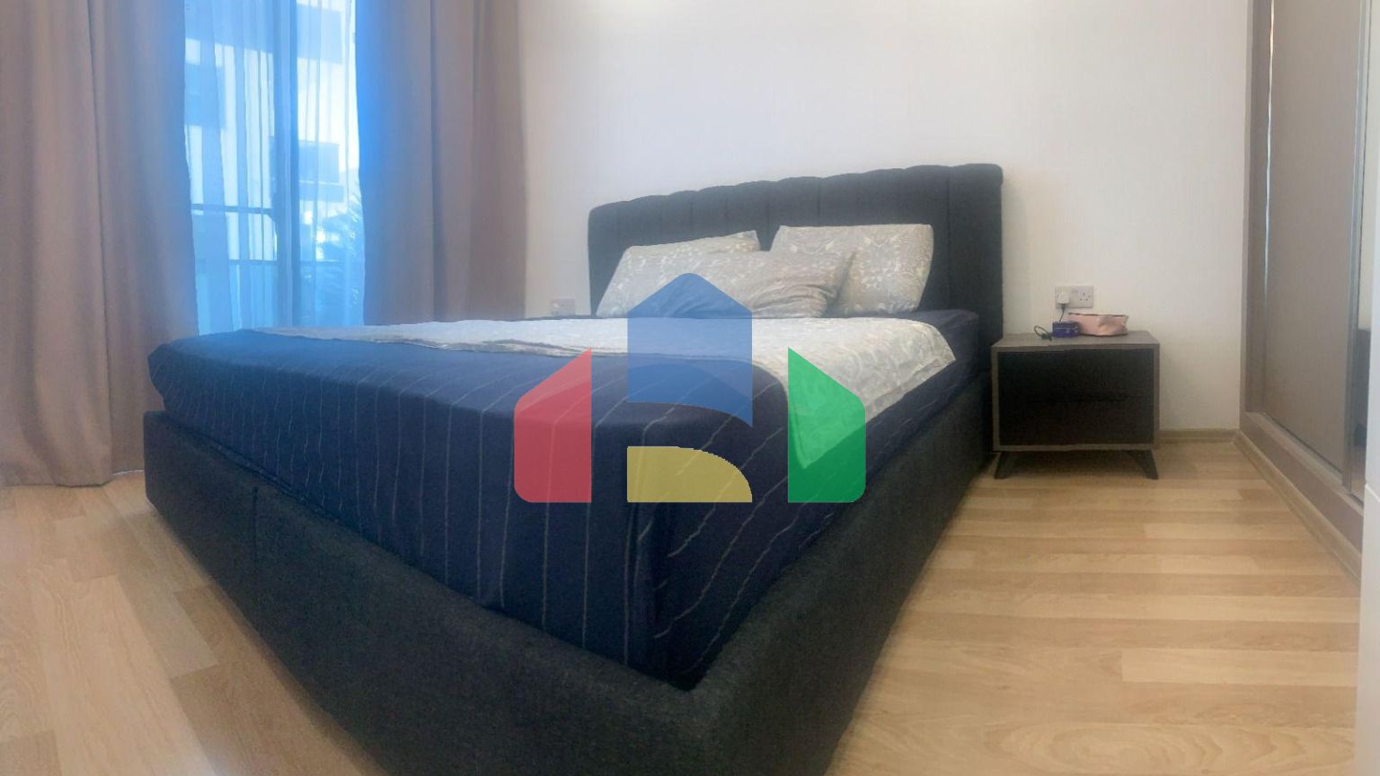 Трехкомнатная квартира 81 м2 в уютном комплексе с бассейном в Алсанджаке