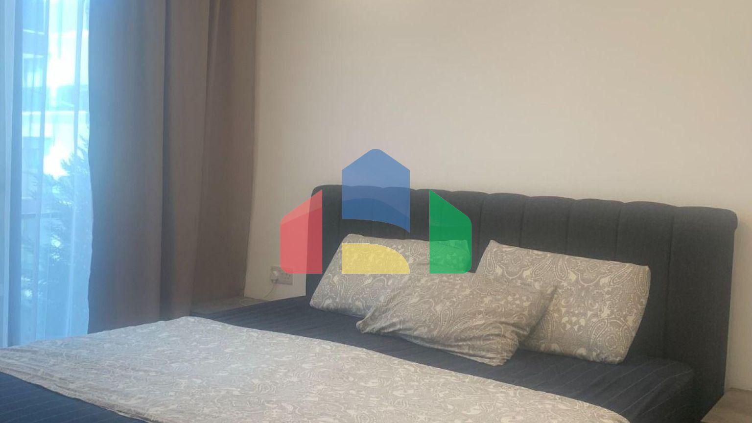 Трехкомнатная квартира 81 м2 в уютном комплексе с бассейном в Алсанджаке