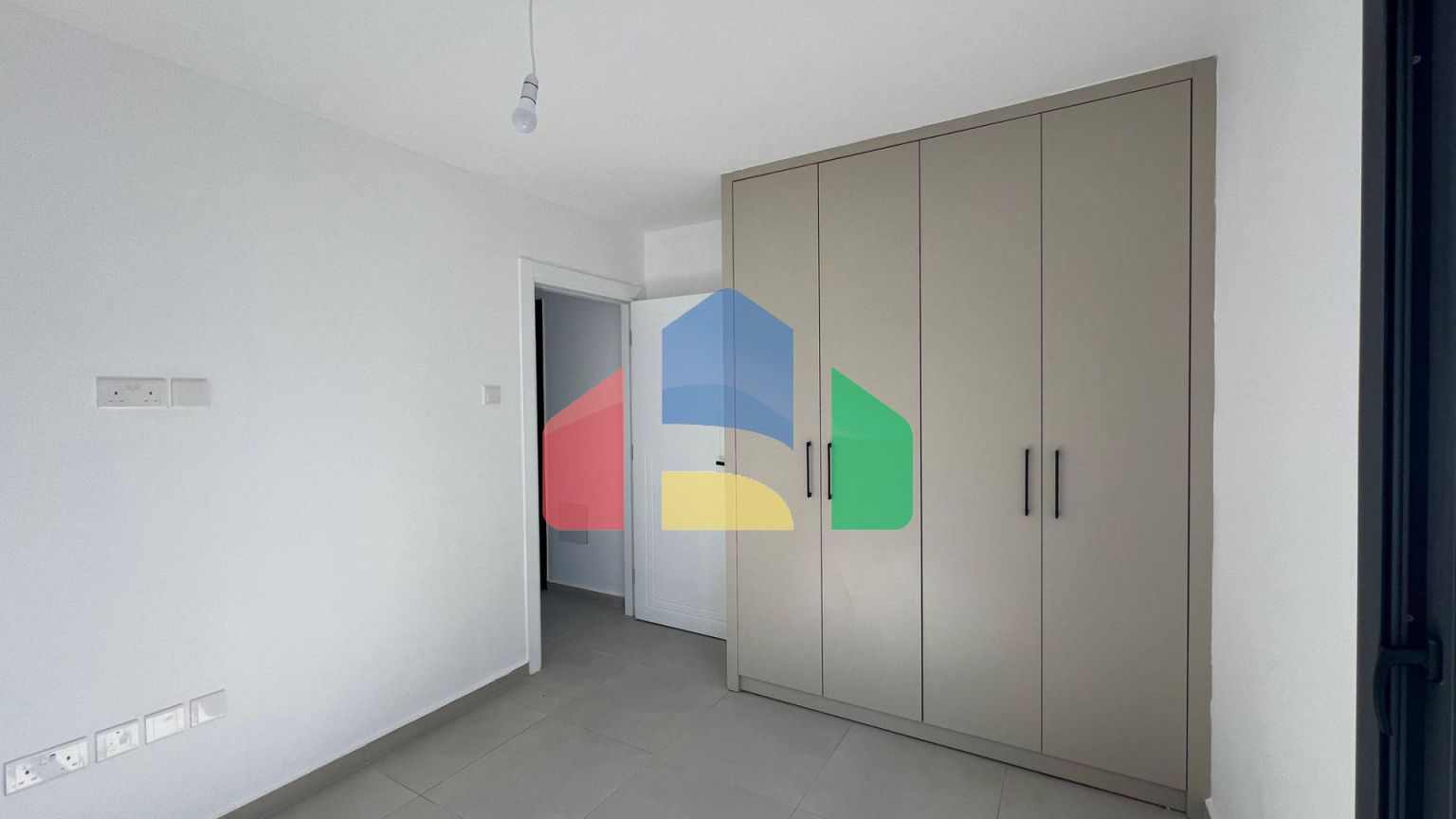 3-комнатный пентхаус loft 74 м2 с террасой на крыше 31 м2 в уютном комплексе в Эсентепе