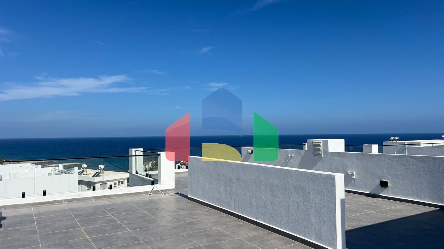 3-комнатный пентхаус loft 74 м2 с террасой на крыше 31 м2 в уютном комплексе в Эсентепе